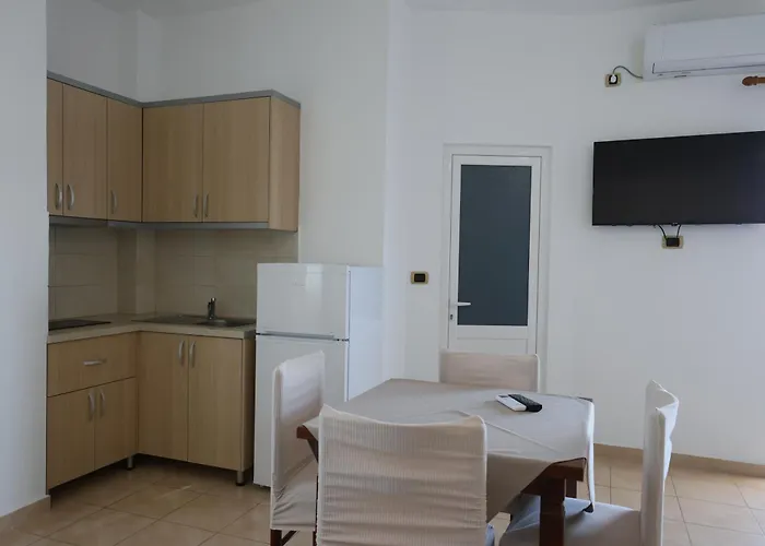 Michelle * 卡萨米尔