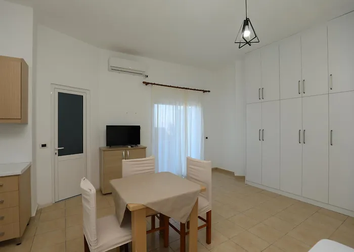 Michelle * 卡萨米尔